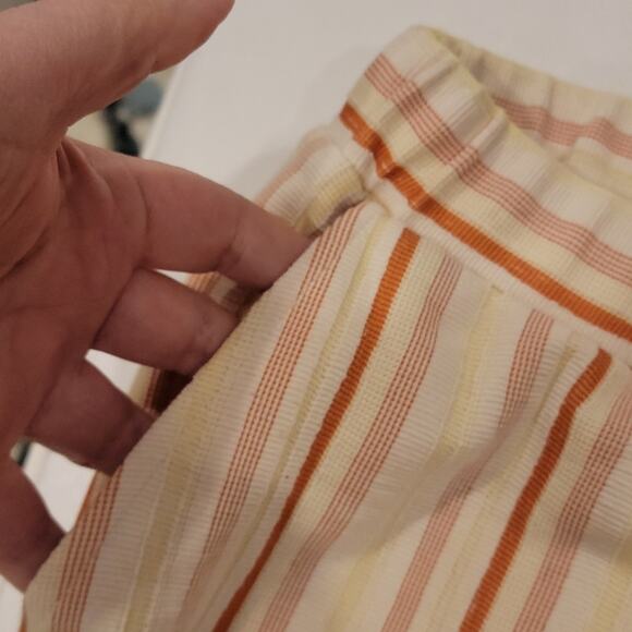 Madewell Textural Knit High Rise Shorts, L - Picture 7 of 7